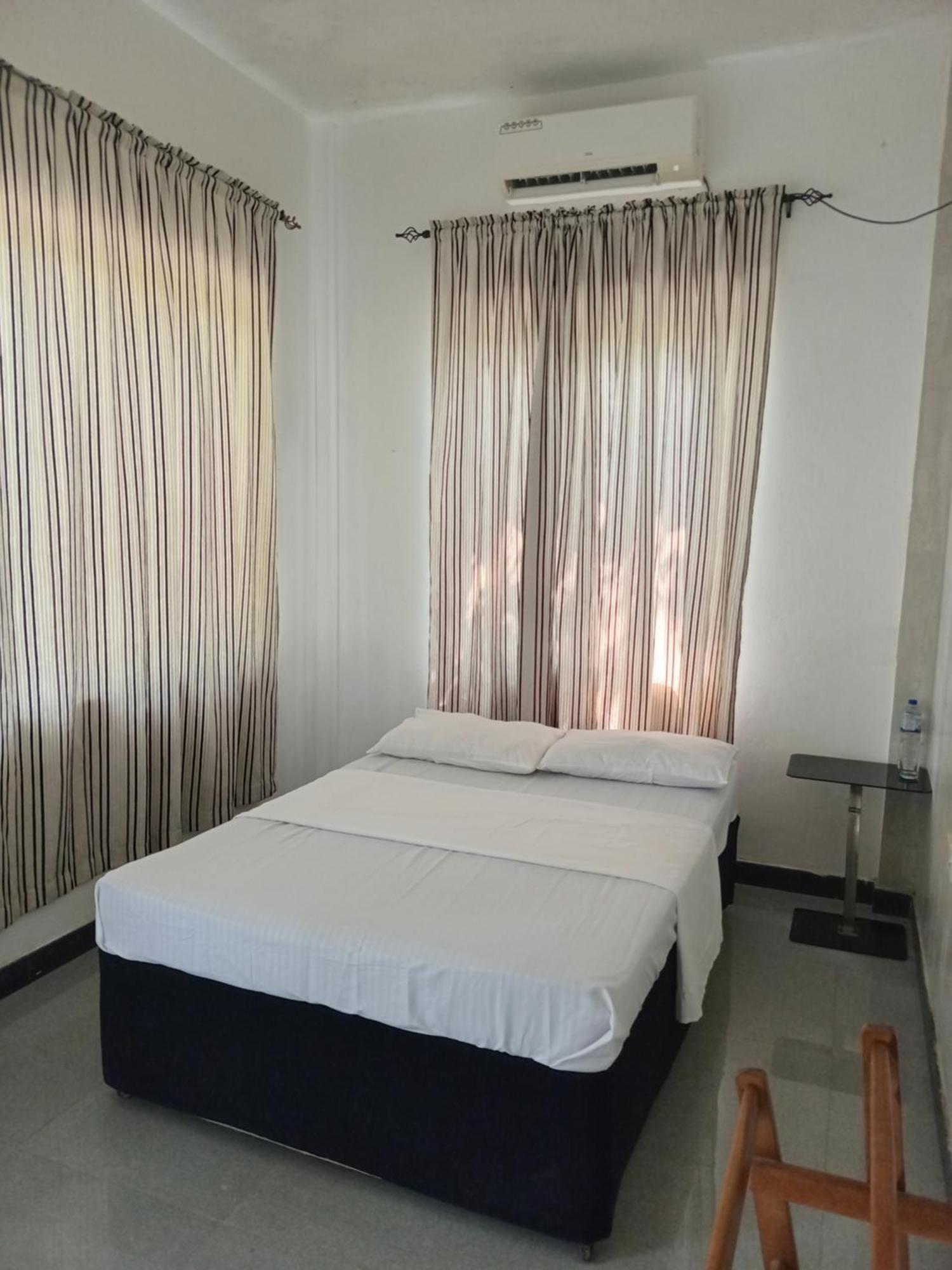 Queen'S Tower Grand Kurunegala Εξωτερικό φωτογραφία